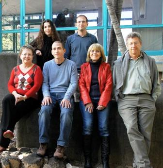 Top: Dr. Noa Chapal-Ilani and Yitzhak Reizel. Bottom: Drs. Rivka Adar and Shalev Itzkovitz, and Profs. Nava Dekel and Ehud Shapiro